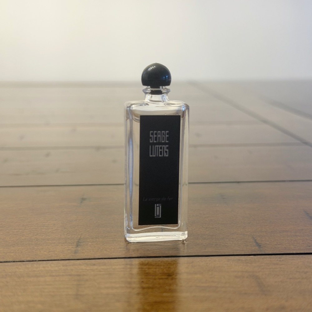 Serge Lutens La Vierge De Fer Mini Size